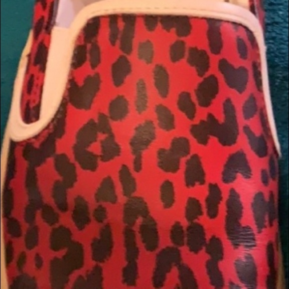 The Saint Laurent Paris sneaker Leopard  Slip-On Sneaker, Red size 36/6 - Picture 9 of 9